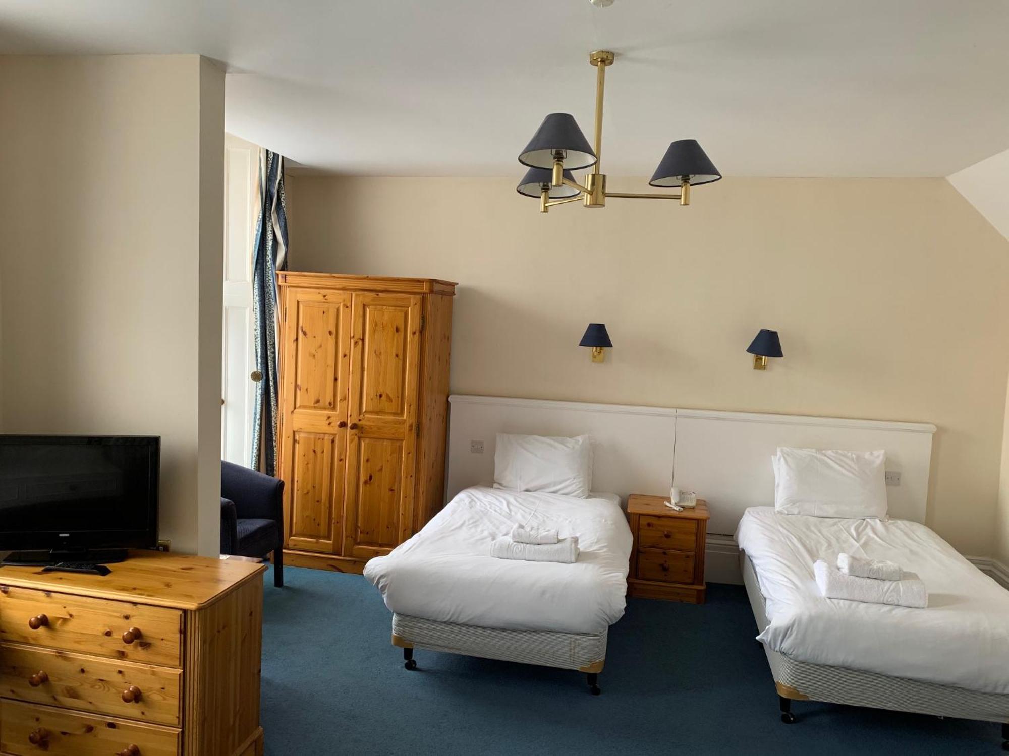 Yelf'S Hotel Ryde  Rum bild